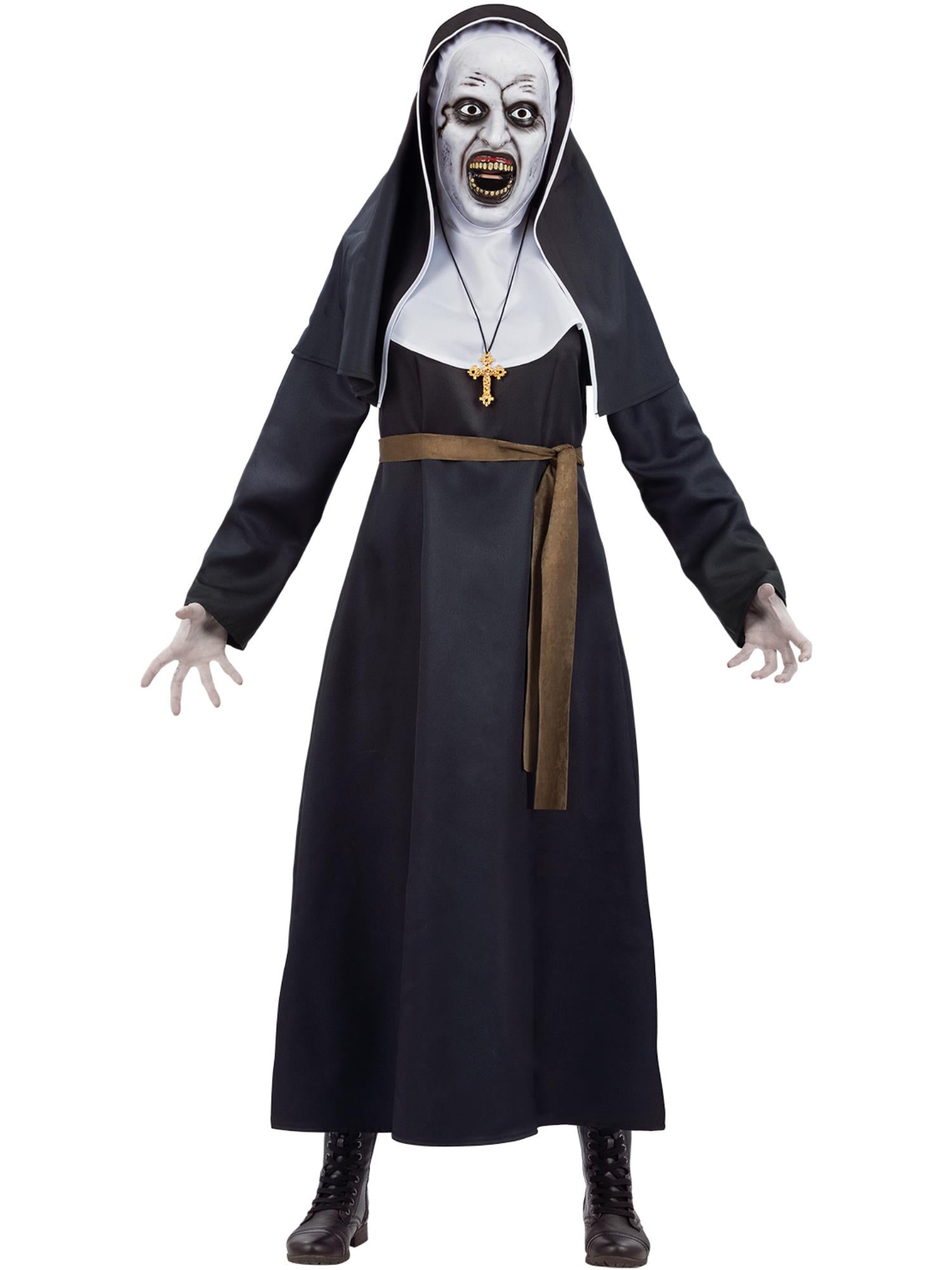 The Nun, Valak-kostuum